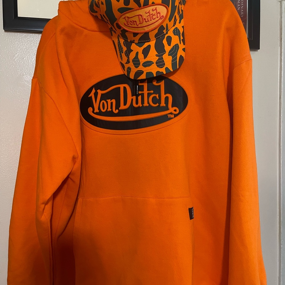 Von Dutch Orange Sweater & Hat Combo